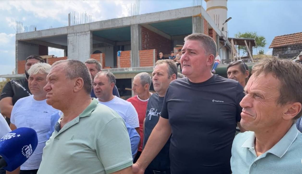  Жители на село Магерово 